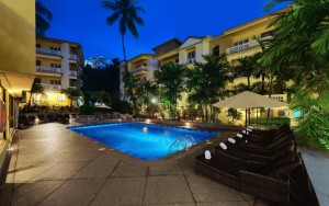 محوطه هتل محوطه هتل