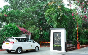 محوطه هتل محوطه هتل