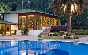 محوطه هتل محوطه هتل