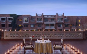 محوطه هتل محوطه هتل