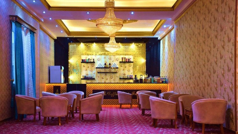 رستوران رستوران