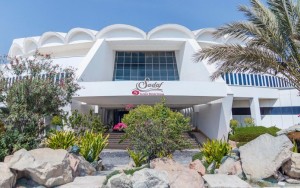 محوطه هتل محوطه هتل