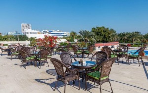 کافه تابستانی کافه تابستانی