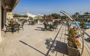 کافه تابستانی کافه تابستانی