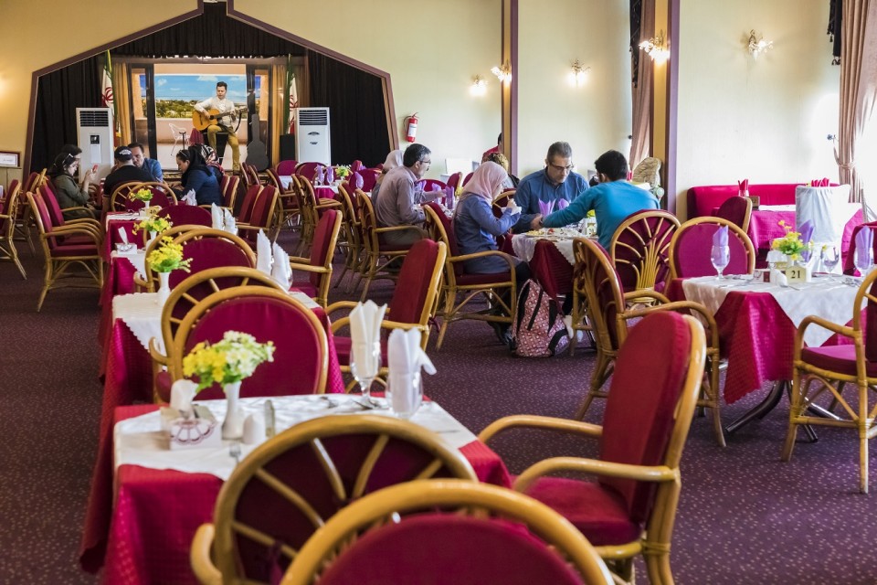 رستوران رستوران