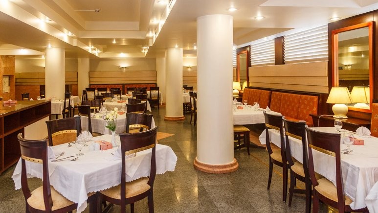 رستوران رستوران