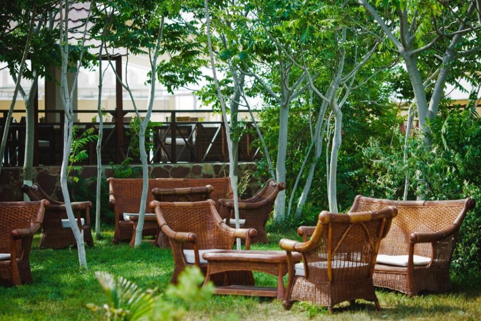 محوطه هتل محوطه هتل