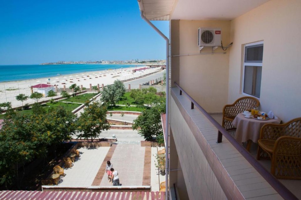 محوطه هتل محوطه هتل