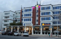هتل Victoria آکتائو