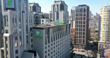 هتل Holiday Inn کیف