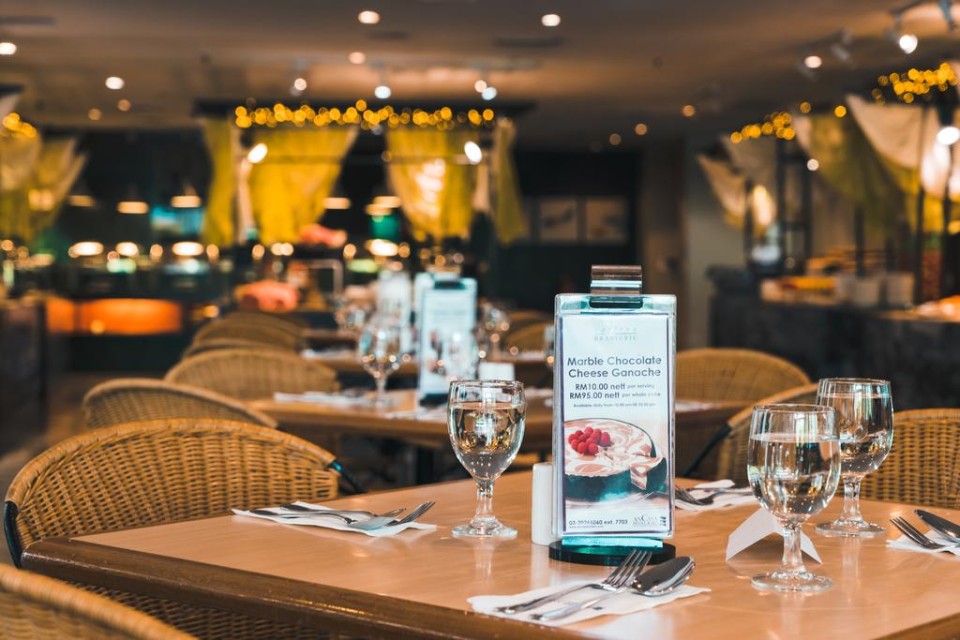 رستوران رستوران