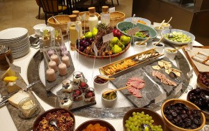 hotels-Malaysia-Kuala-LAmpur-EQ-breakfast-spread-bb880fb51c6b9371b902060267e97128.jpg