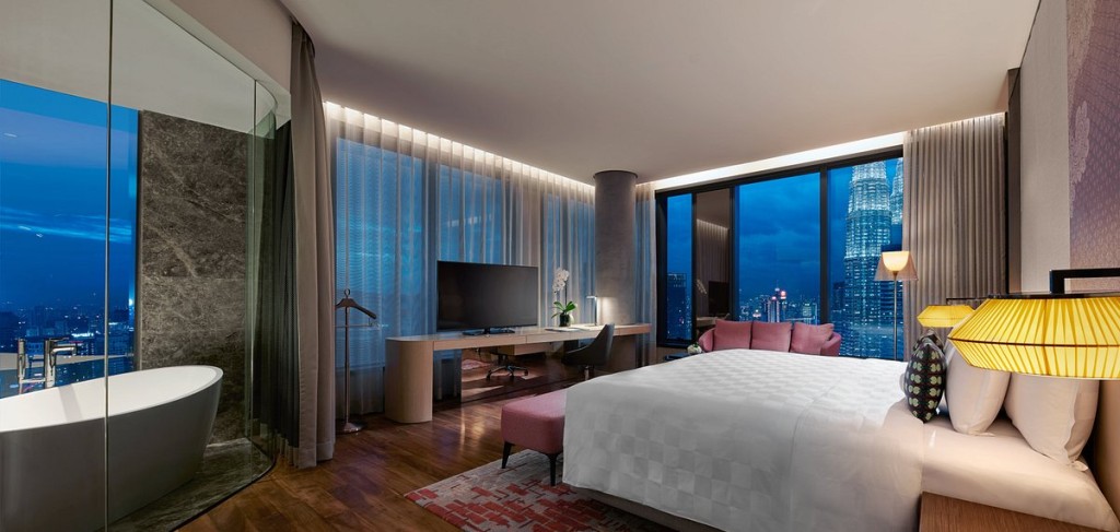 hotels-Malaysia-Kuala-LAmpur-EQ-executive-suite-26ba2c9637d85cfabc7a35aea816c669.jpg