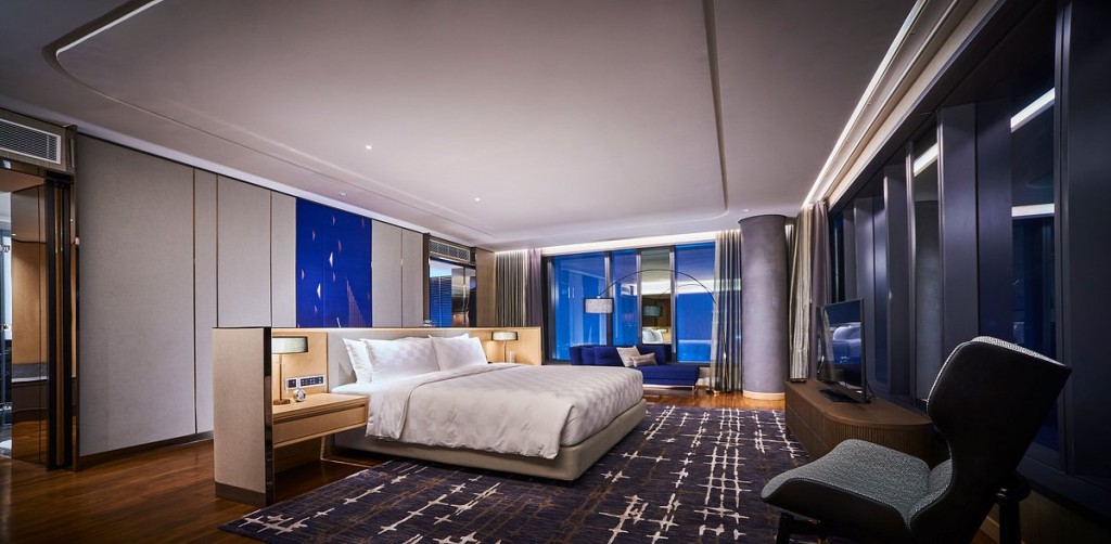 hotels-Malaysia-Kuala-LAmpur-EQ-presidential-suite-(3)-26ba2c9637d85cfabc7a35aea816c669.jpg