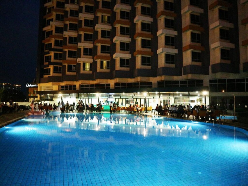 استخر استخر