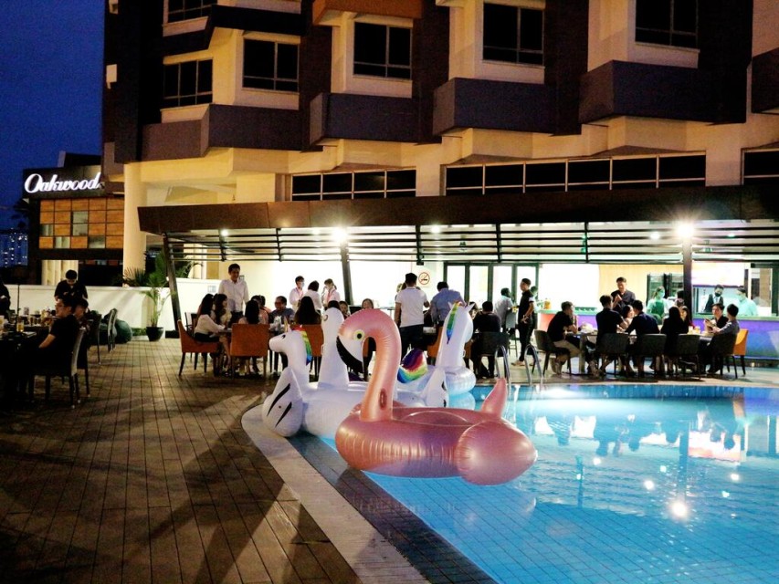 استخر استخر