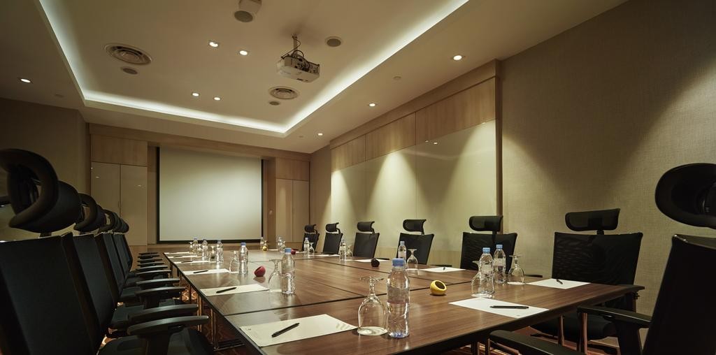 اتاق جلسه