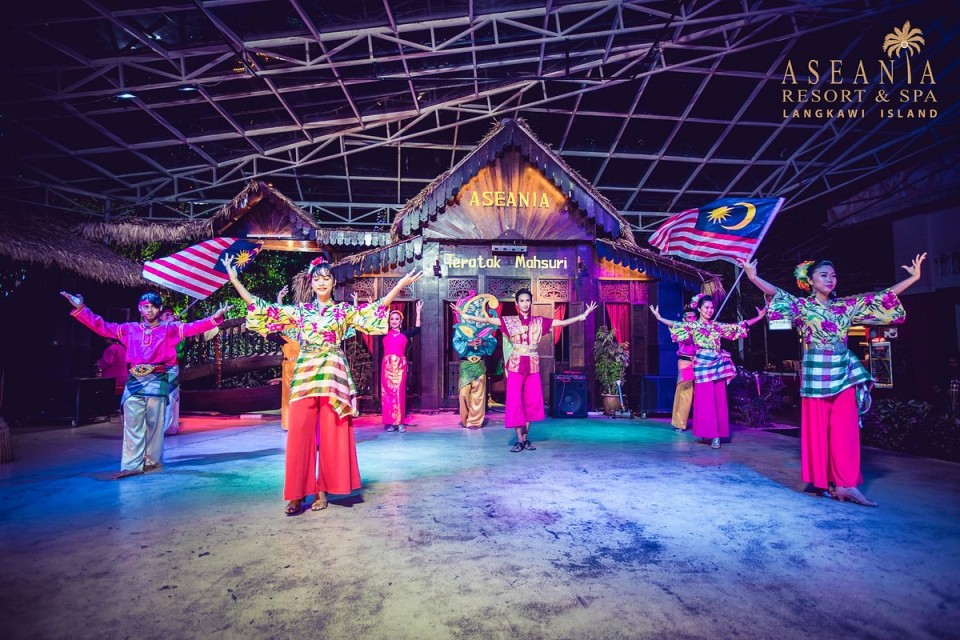 سرگرمی شبانه