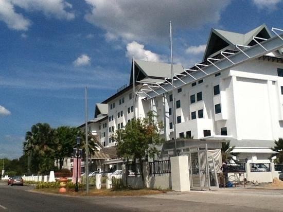 محوطه هتل محوطه هتل