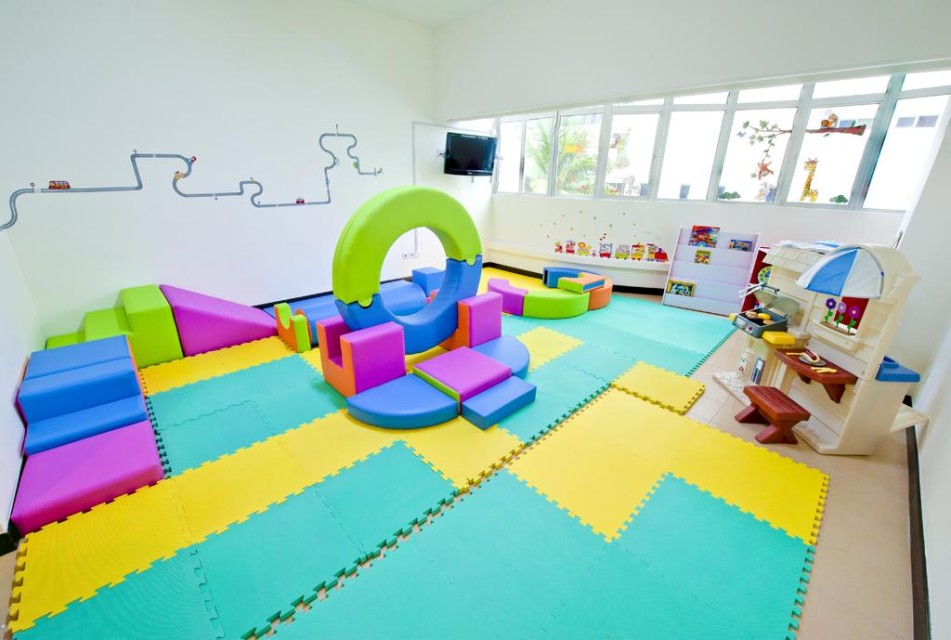 زمین بازی کودک