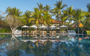 محوطه هتل محوطه هتل