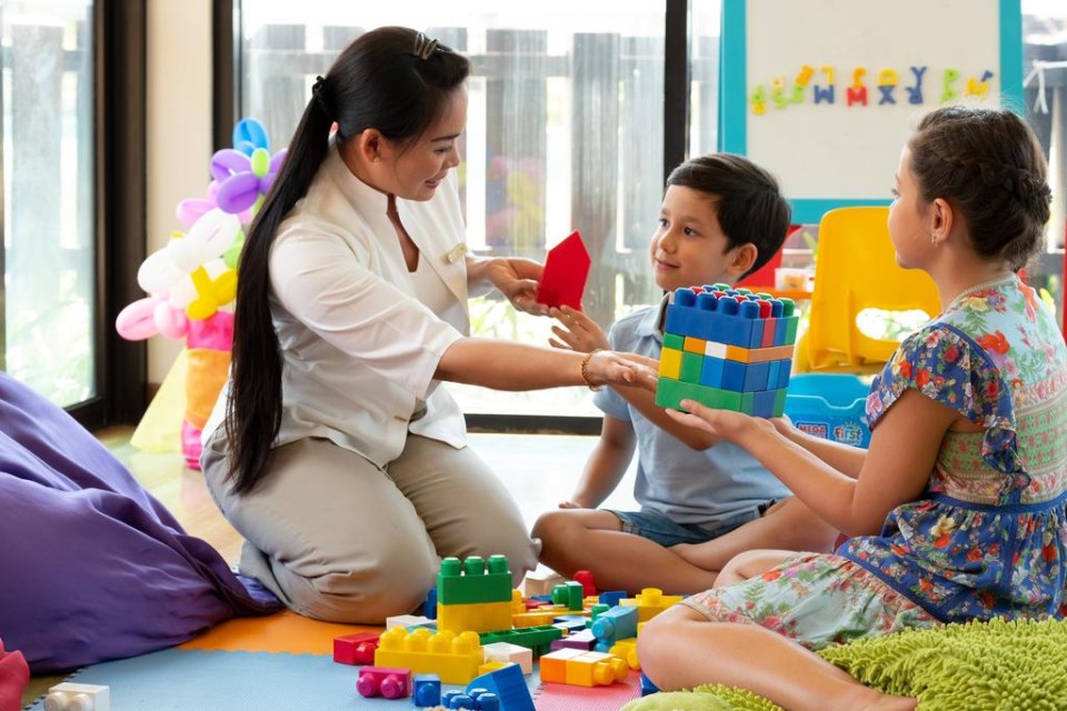 خدمات کودک خدمات کودک