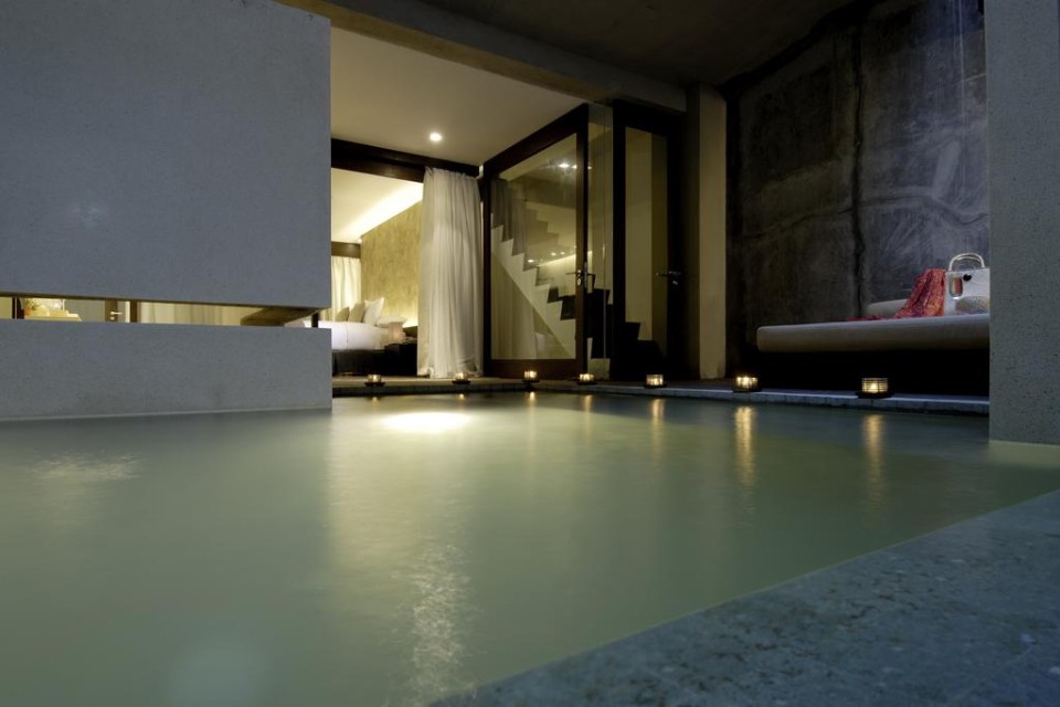 استخر استخر