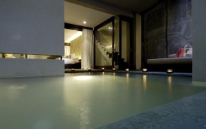 استخر استخر