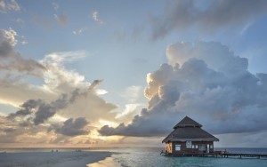 محوطه هتل محوطه هتل