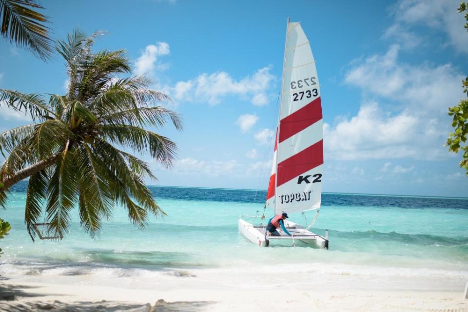 محوطه هتل محوطه هتل