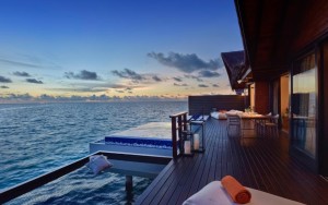 محوطه هتل محوطه هتل