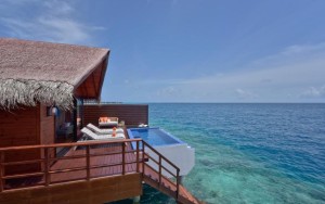 محوطه هتل محوطه هتل