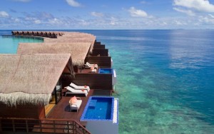 محوطه هتل محوطه هتل