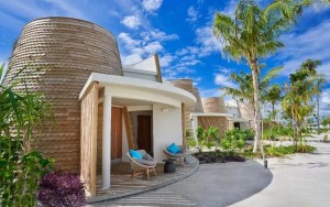 محوطه هتل محوطه هتل