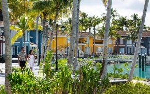 محوطه هتل محوطه هتل