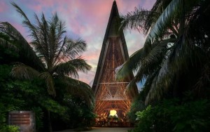 محوطه هتل محوطه هتل