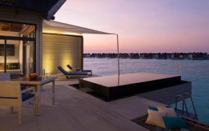 محوطه هتل محوطه هتل