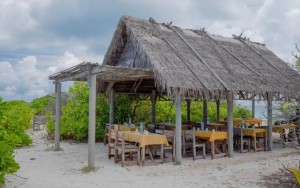 محوطه هتل محوطه هتل