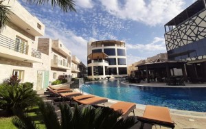 محوطه هتل محوطه هتل