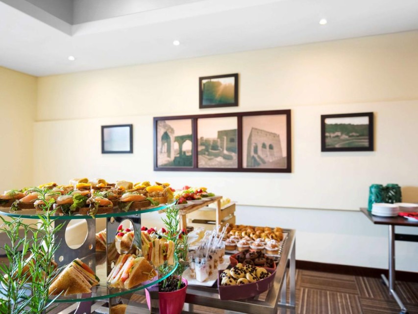 رستوران رستوران