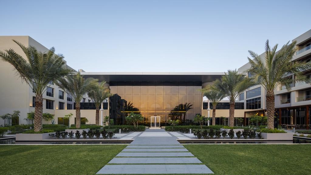 محوطه هتل محوطه هتل