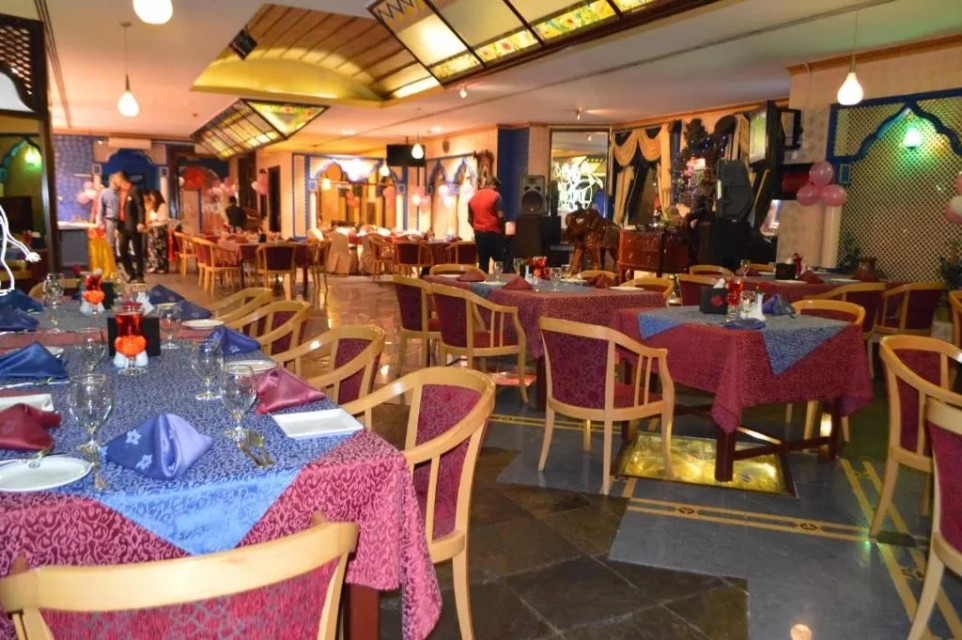 رستوران رستوران