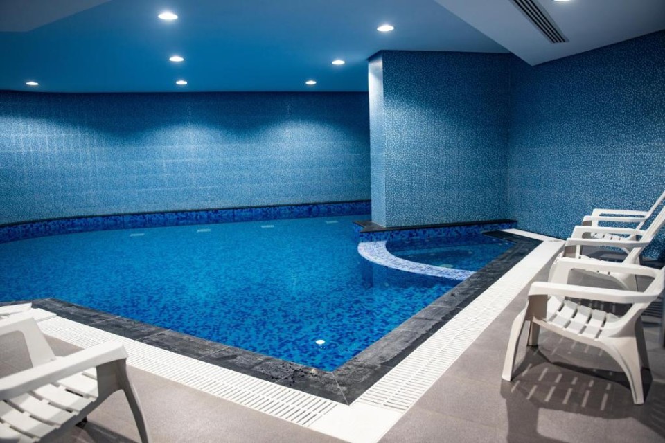 استخر استخر