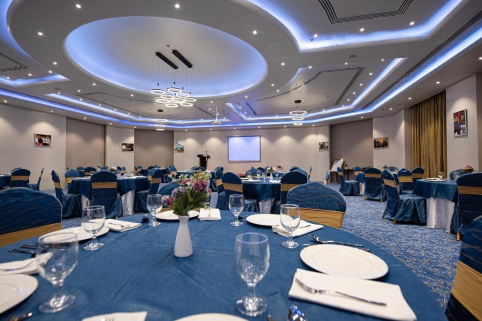 رستوران رستوران