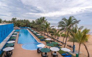 محوطه هتل محوطه هتل