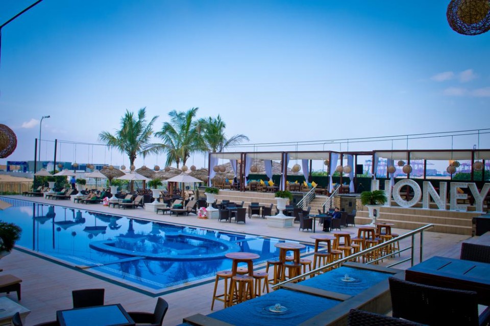 استخر استخر