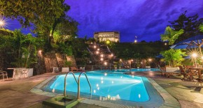 هتل Topaz کندی