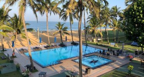 هتل Camelot Beach نگومبو