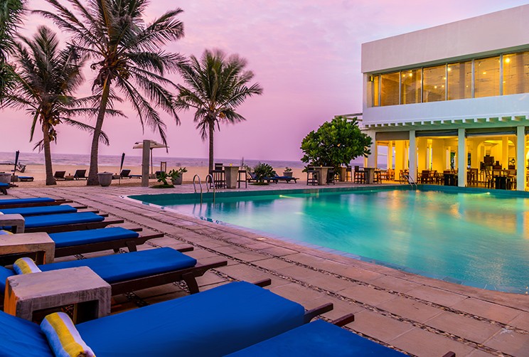 محوطه هتل محوطه هتل