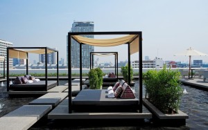 محوطه هتل محوطه هتل